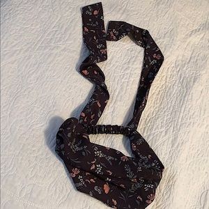 American Eagle Flowered Wrap/ Tie Headband